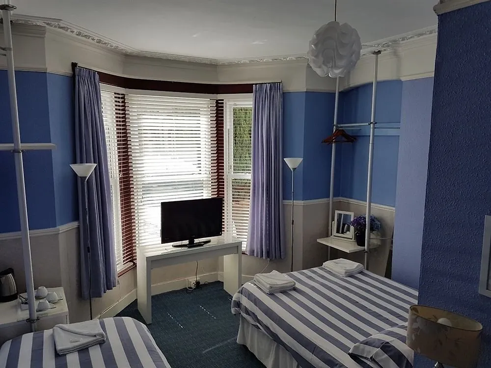 *** Guest house The Claremont Hotel Southampton United Kingdom