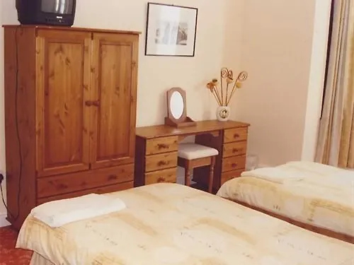*** Guest house The Claremont Hotel Southampton United Kingdom